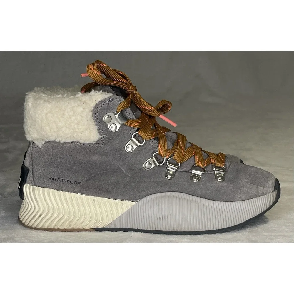 Sorel Women's Size 5 Out N About III Conquest Waterproof Boots Quarry/Fawn Suede